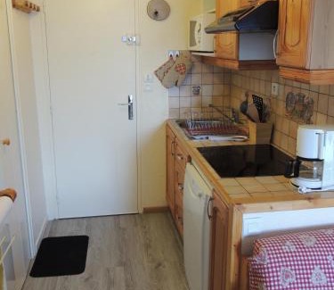 Villarembert Apartment | F2 Le Corbier aux pieds des pistes, commerces et esf