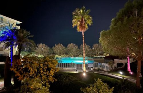 Golfe Juan Apartment | F2 Vue mer - Piscine - Climatisation - Parking