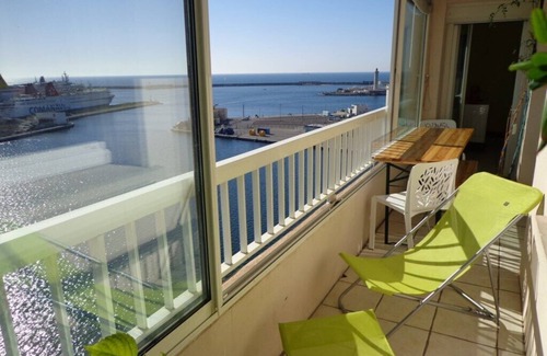 Sete Apartment | F4 (with garages) 75m2, seen sea and Coline St Clair, Crossing, for 2 to 4 pers.