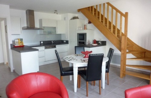Fouesnant Hotel | F4034- APPT T3 DUPLEX ON THE 2ND FLOOR OF THE RESIDENCE THE GARDENS AT BEG-MEIL