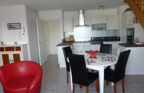 Fouesnant Hotel | F4034- APPT T3 DUPLEX ON THE 2ND FLOOR OF THE RESIDENCE THE GARDENS AT BEG-MEIL