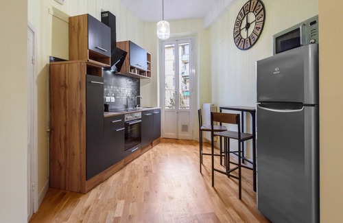 Careggi Rifredi Apartment | Fabbroni 3 bedrooms by Mmega