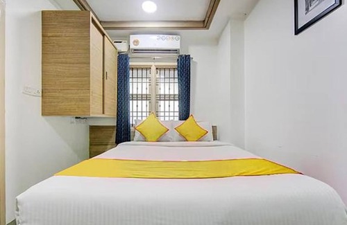 Vadapalani Hotel | Fabexpress I5 Boutique