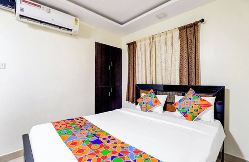 Vadapalani Hotel | FabExpress Karuna Regent