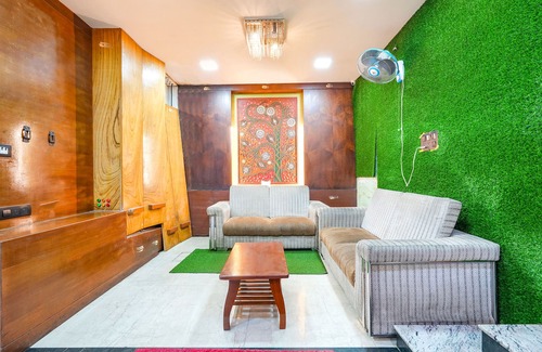 Pallavaram Hotel | Fabexpress Raj Supreme Residency