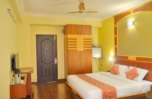 Amritsar Hotel | FabExpress RS Inn