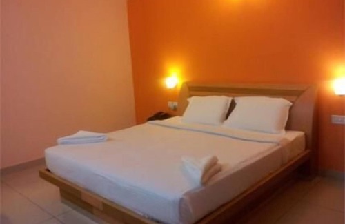 Amritsar Hotel | FabExpress RS Inn