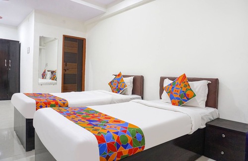Rajgurunagar Hotel | Fabexpress Surya