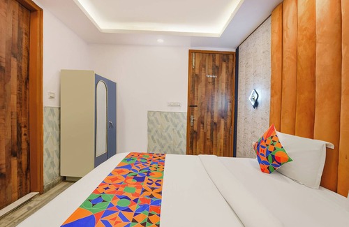 New Delhi Hotel | Fabhotel Ak Continental