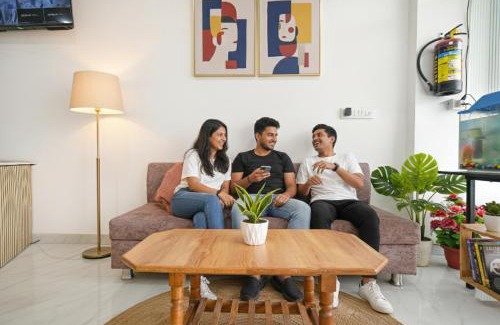 Rau Hotel | FabHotel Chirag Inn