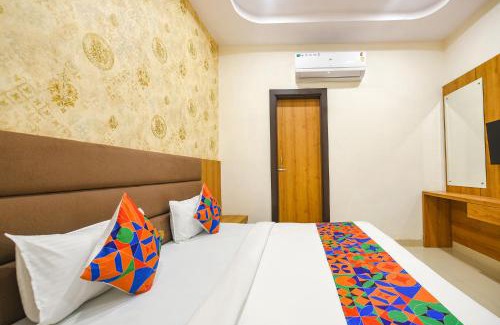 Amritsar Hotel | FabHotel Golden Tree