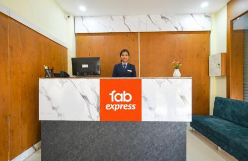 Indore Hotel | FabHotel Grand Giriraj