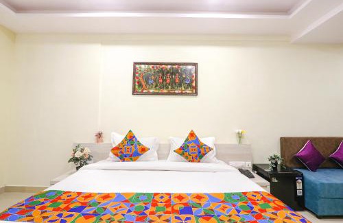 Secunderabad Hotel | FabHotel Metro - Nr Secunderabad Railway Station
