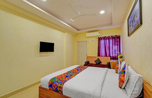 Secunderabad Hotel | FabHotel Metro - Nr Secunderabad Railway Station