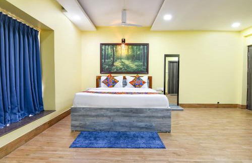 New Town Hotel | FabHotel Prime Familto - Near Bisarjan Ghat