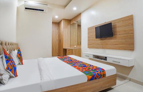 Bhopal Hotel | FabHotel Prime OM Palace