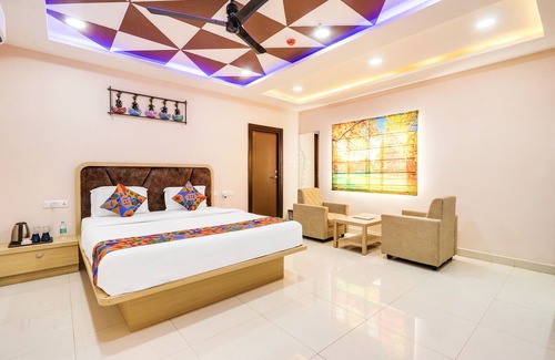 Miyapur Hotel | Fabhotel Prime Ravila Grand