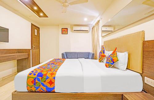 Vadodara Hotel | FabHotel Prime Sky Light