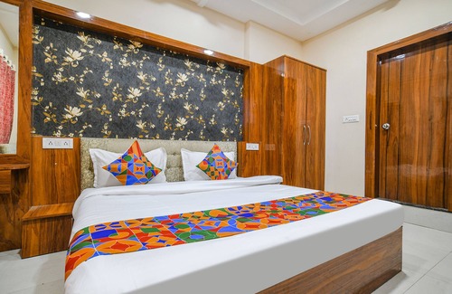 Indore Hotel | Fabhotel Royal Palace