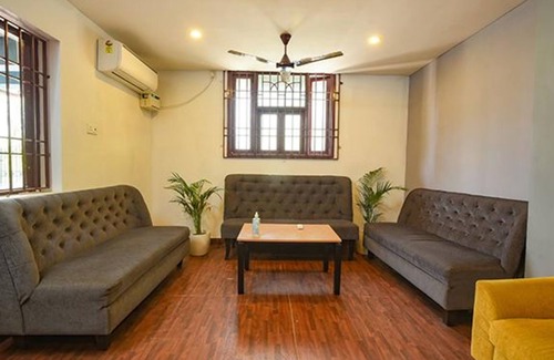 Thoraipakkam Hotel | Fabhotel The Eatico