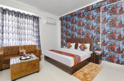 Allahabad Hotel | Fabhotel The Villa I
