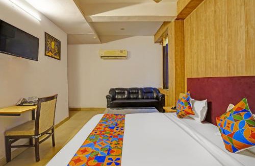 Vasundhara Hotel | FabHotel Vasundhara Grand