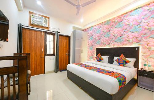 South West Hotel | FabHotel VR Residency -1 km to AIIMS