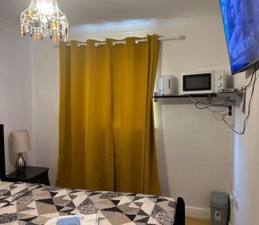 Ifield House | Fabrizio Residence 6