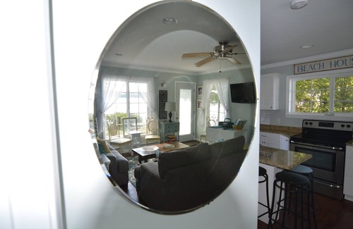 Baileys Harbor Cottage | Fabulous 2 Bed, 2 Bath Cottage On Kangaroo Lake