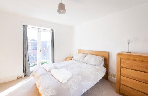 Bristol House | Fabulous 2 bedroom cottage in fantastic Clifton - Simply Check In