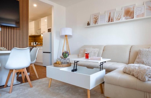 Ricklingen Apartment | Fabulous 2 Room City Apartment - 60 qm - Contactless Check-in