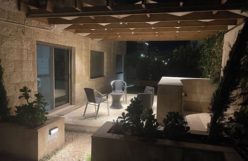 Amman Apartment | Fabulous 3 BR, Elegant Garden
