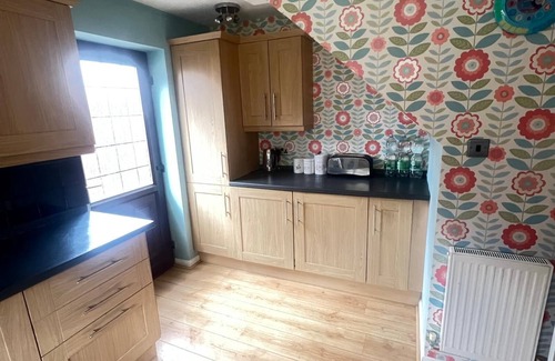East Wickham House | Fabulous 4-bedroom fully detached house in Welling, South East London/Kent