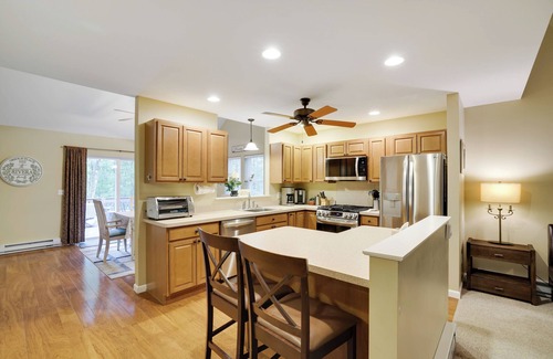 Lackawaxen House | Fabulous 4-bedroom house with AC in Lackawaxen