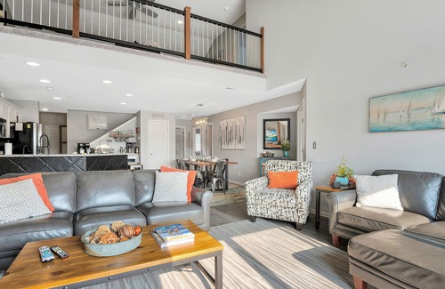 Camdenton Condo | Fabulous 4 bedroom unit with boat slip.