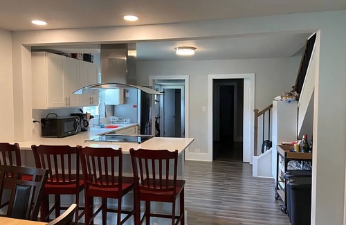 Lake Geneva House | Fabulous 4-bedroom house near downtown Lake Geneva!
