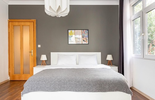 Goztepe Apartment | Fabulous Flat Near Bagdat Street in Kadikoy