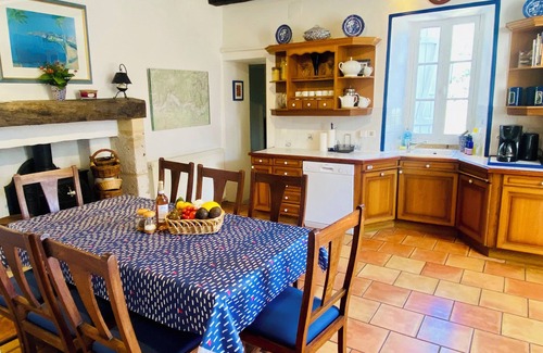 Saint-Vincent-de-Cosse House | Fabulous French farmhouse, complete peace, privacy and pool.