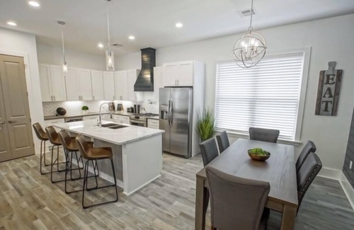 Dillard House | Fabulous Gated New Construction 3 bed 2 bath HOME only 4 miles from Downtown!