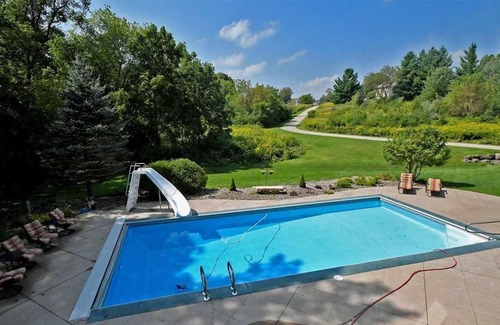 Verona House | Fabulous home backing up to Ice Age Park and Tyrol Basin Skiing