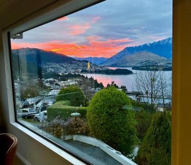 Fernhill Apartment | Fabulous Home with Great Views