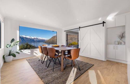 Fernhill Apartment | Fabulous Home with Great Views