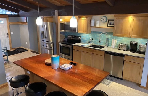 Jackson House | Fabulous Jackson location!