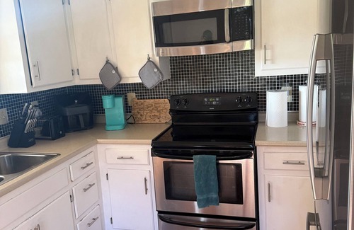 Houserville House | Fabulous pet-friendly 3-bedroom house with AC in State College