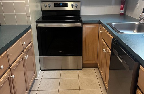 South End Condo | Fabulous pet friendly South End Family Rental