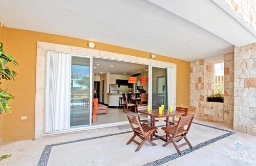 Gonzalo Guerrero Apartment | Fabulous Playa Getaway at 38th and Beach plus 2 Pools Onsite