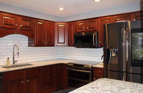 Harrisburg House | Fabulous Stay Only 4 Miles to HersheyPark! Concerts, Wineries, Golf, Med Center