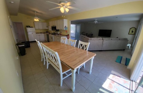 Beach Haven West House | Fabulous summer rental 3/1 and open floor plan