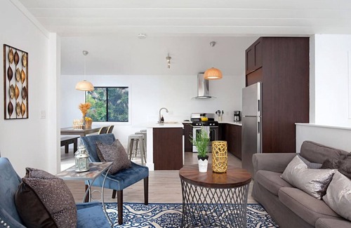 Lantern District Condo | Fabulous Townhouse, close to beach, town and harbor