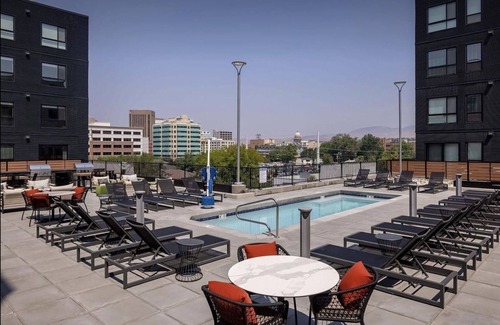Boise Apartment | Fabulous1-BR in❤️of Boise, superior amenities!